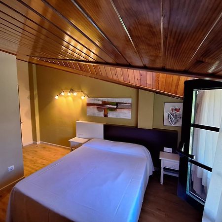 Hostal O Galeon San Luis Moaña Buitenkant foto