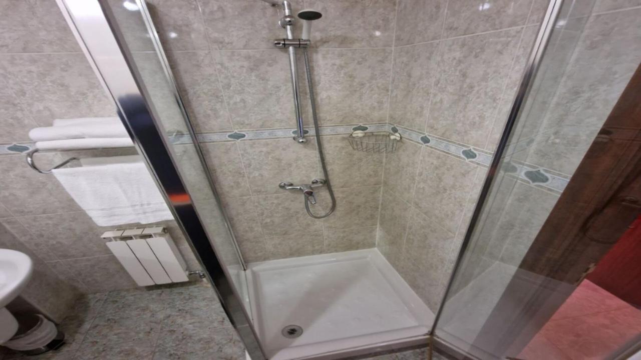 Hostal O Galeon San Luis Moaña Buitenkant foto