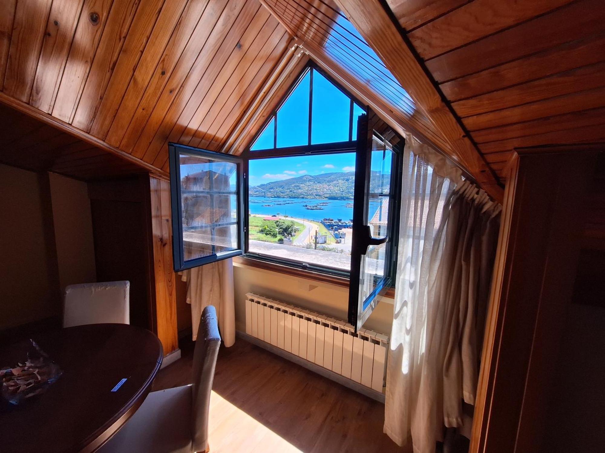 Hostal O Galeon San Luis Moaña Buitenkant foto